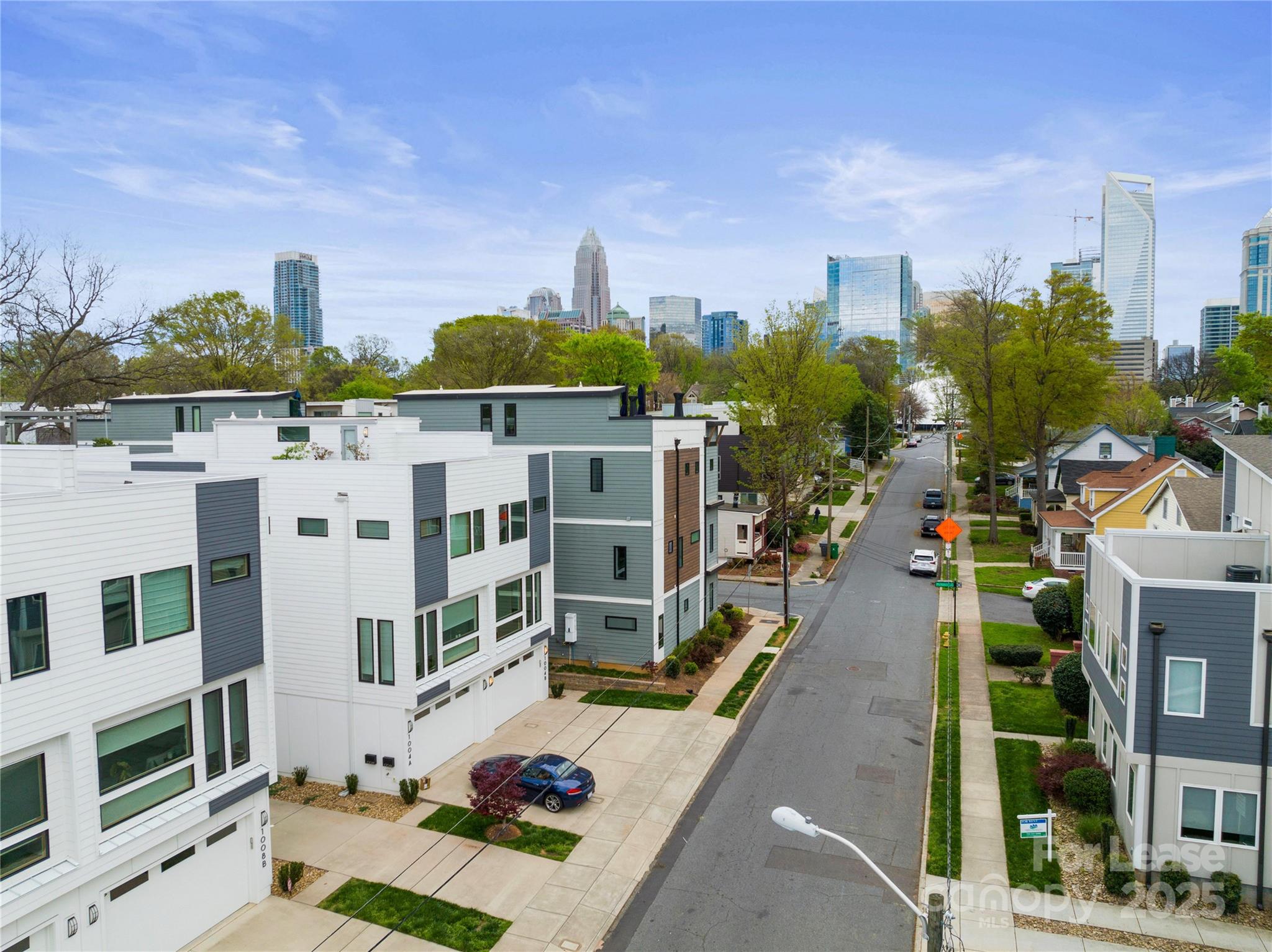 1004 Greenleaf Avenue Unit: B