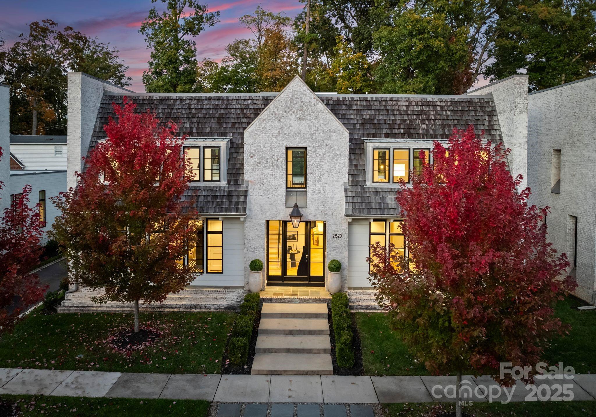 2825 Kenwood Sharon Lane