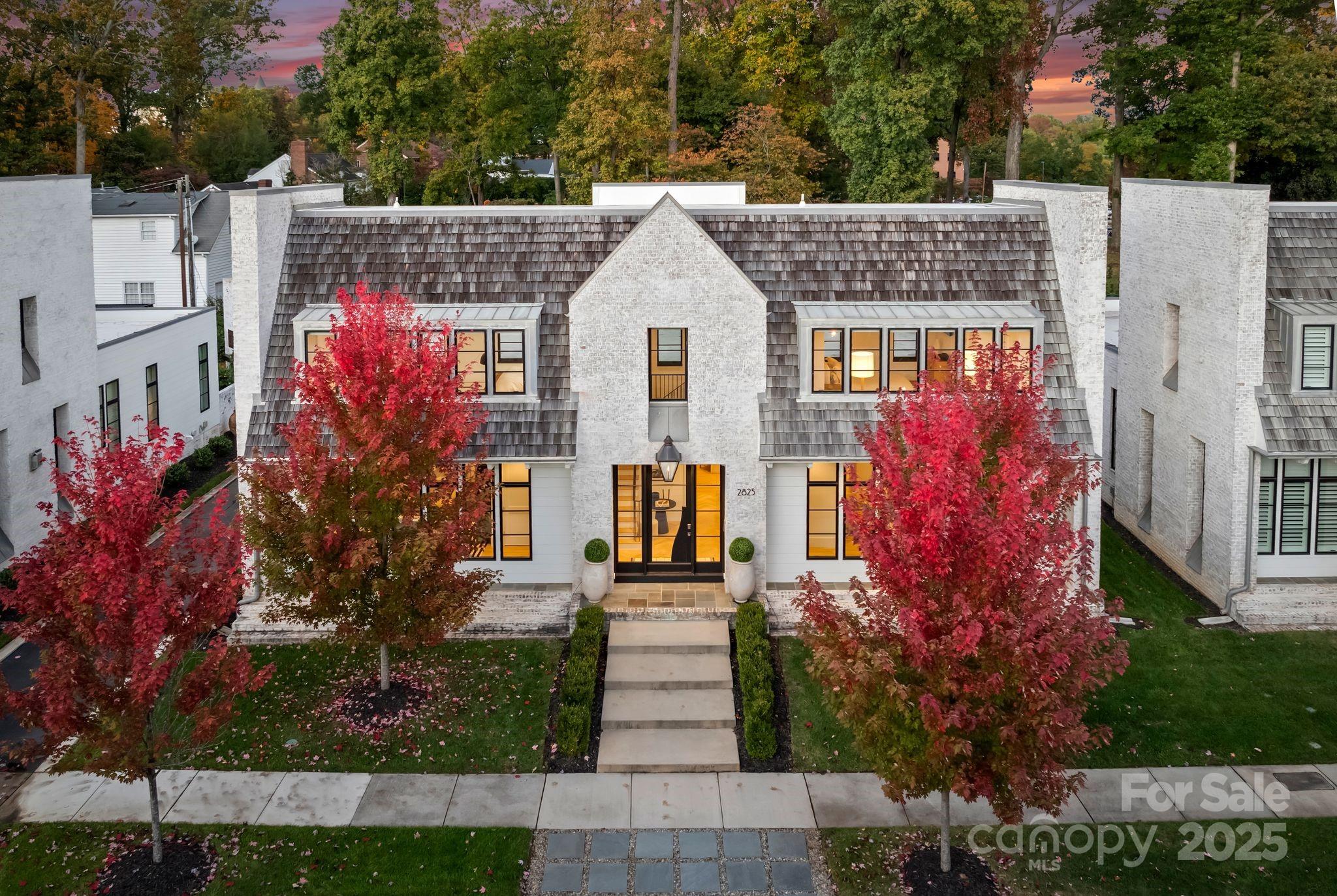 2825 Kenwood Sharon Lane