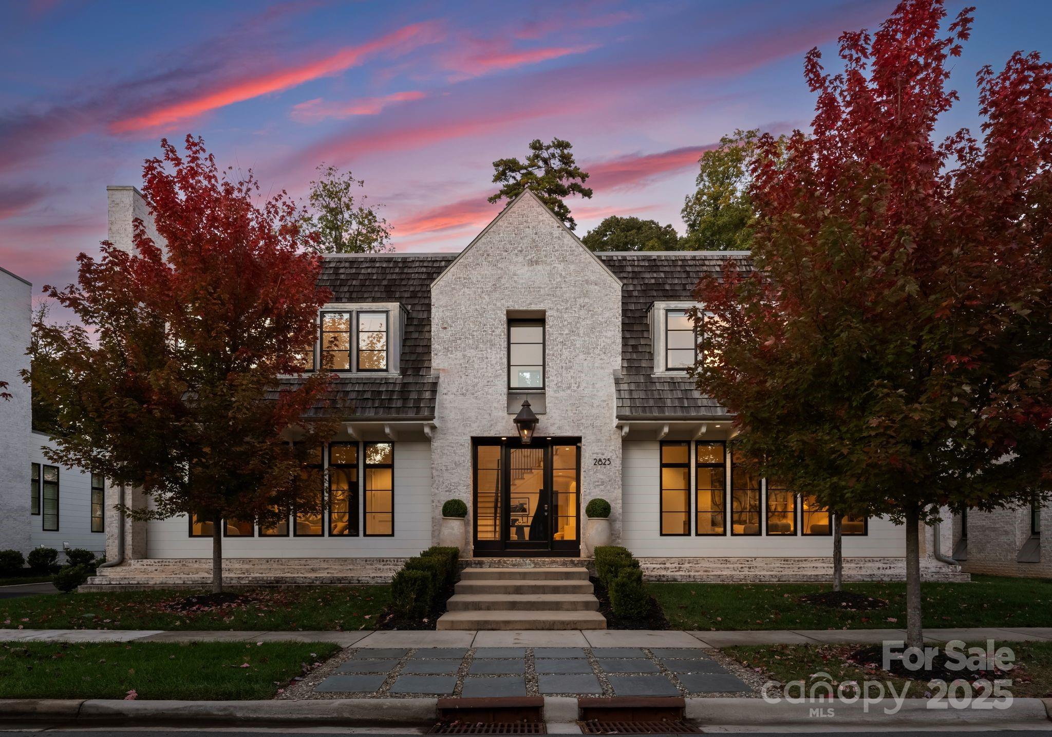 2825 Kenwood Sharon Lane