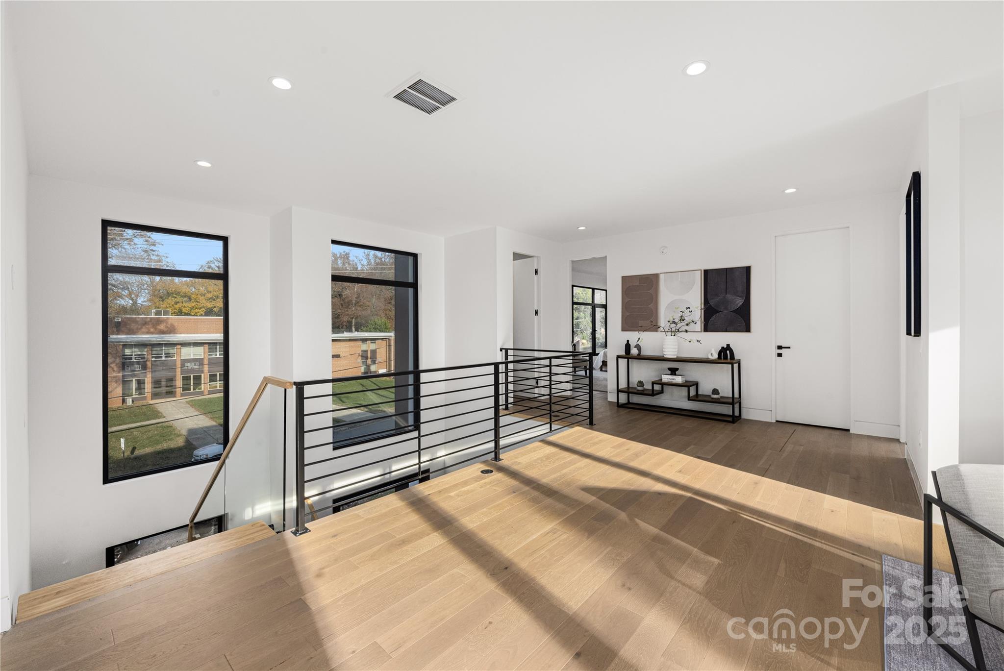 2804 Shenandoah Avenue