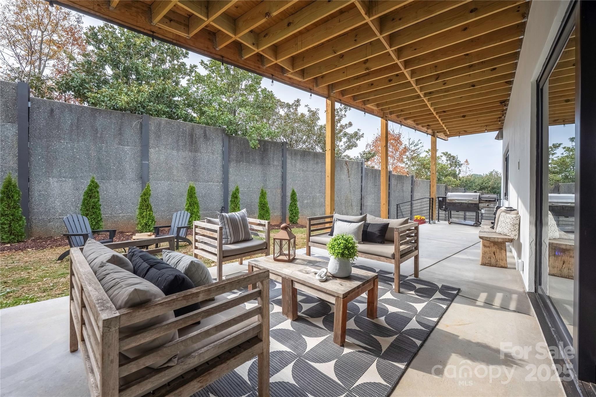 2804 Shenandoah Avenue