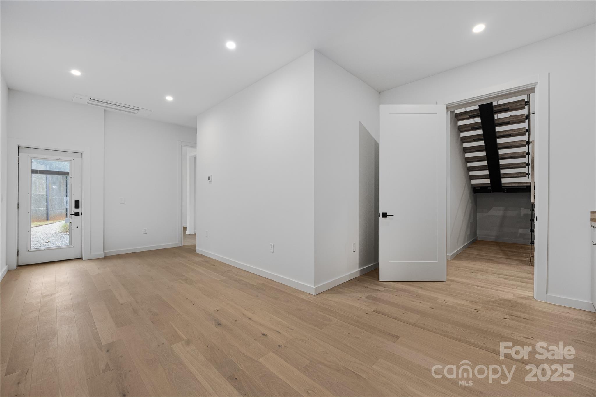 2804 Shenandoah Avenue