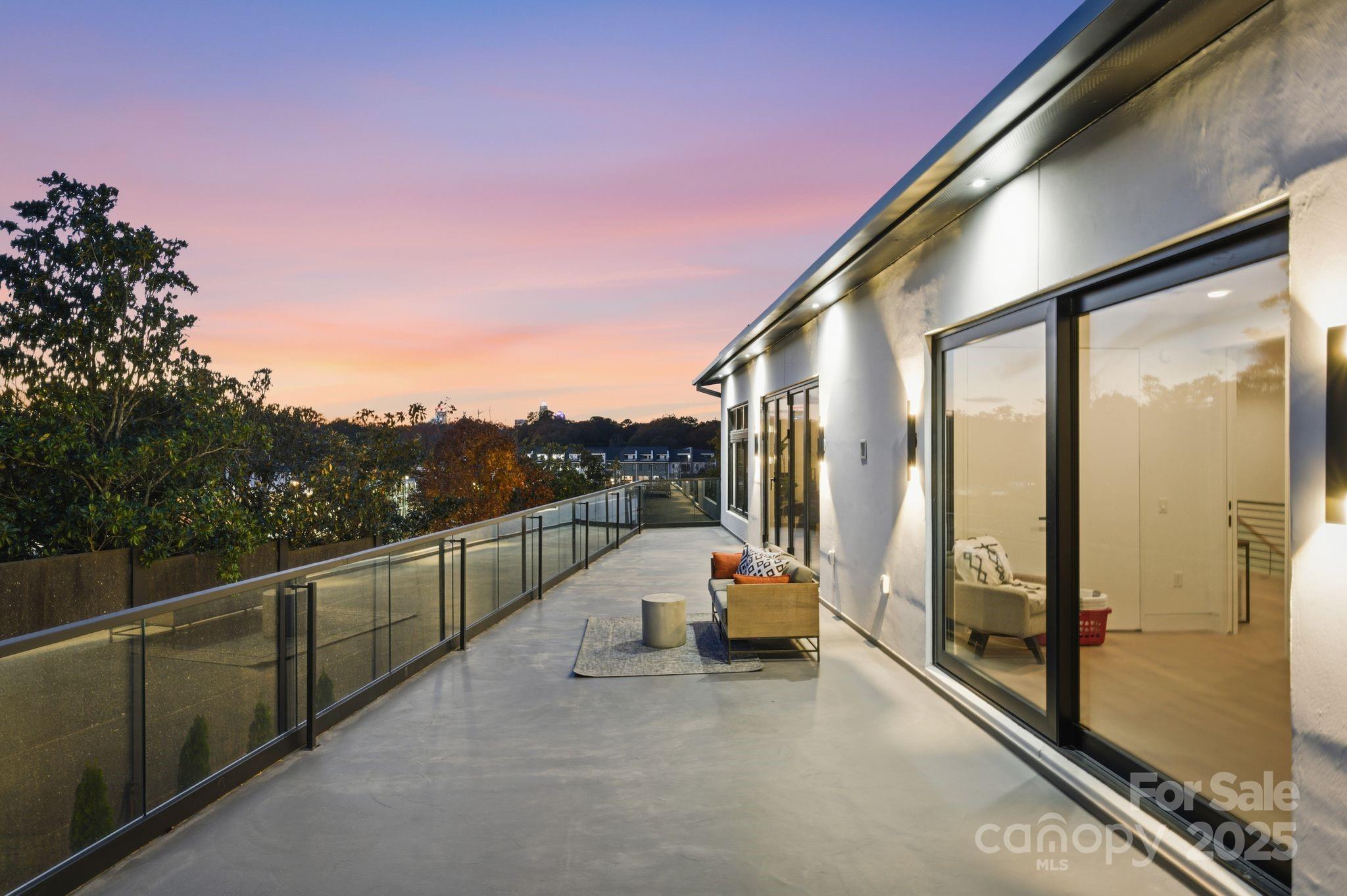 2804 Shenandoah Avenue