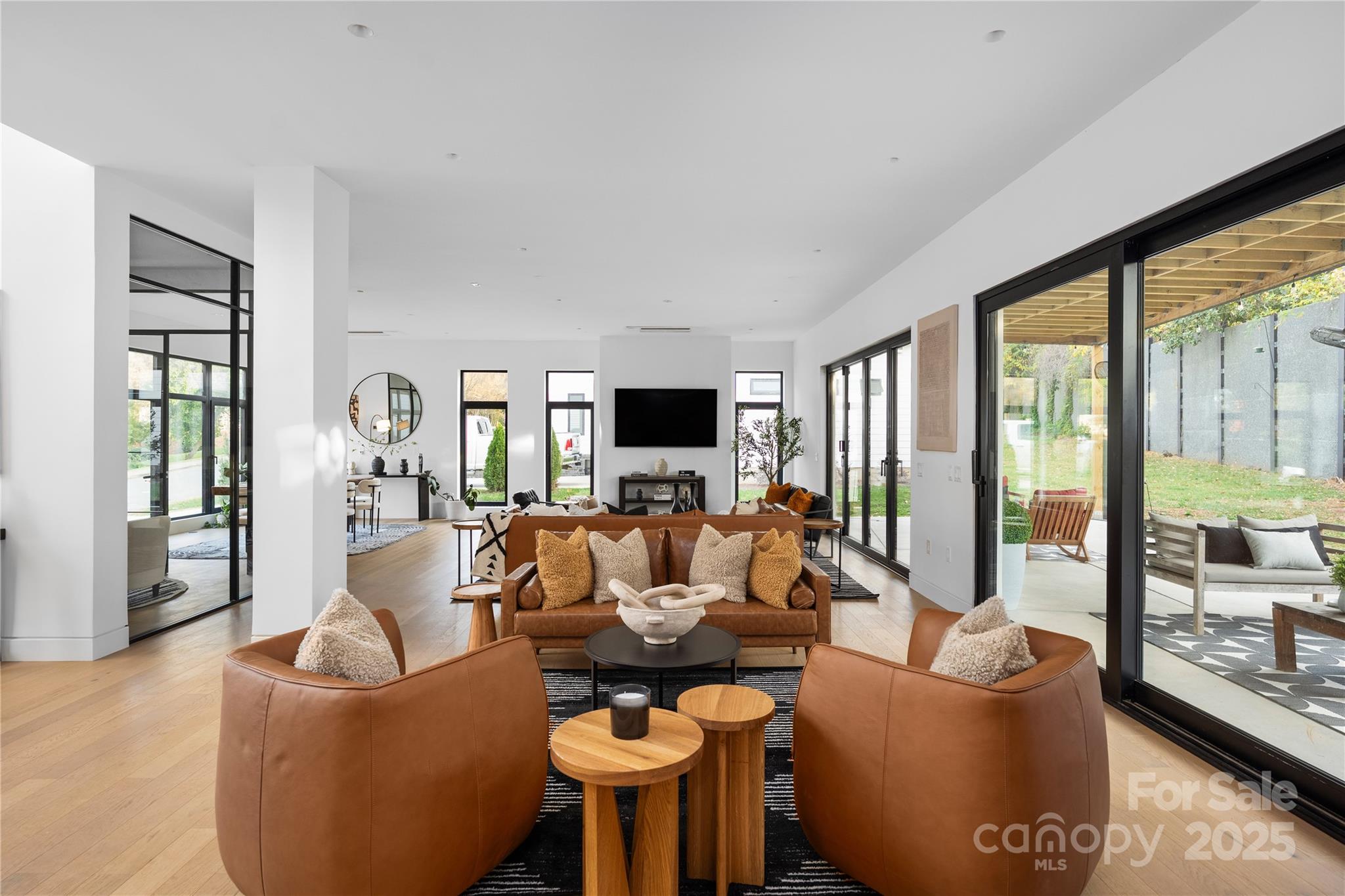 2804 Shenandoah Avenue