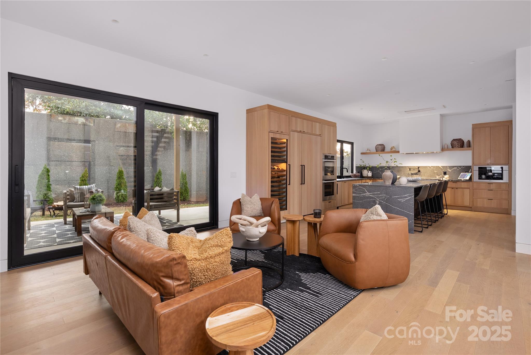 2804 Shenandoah Avenue