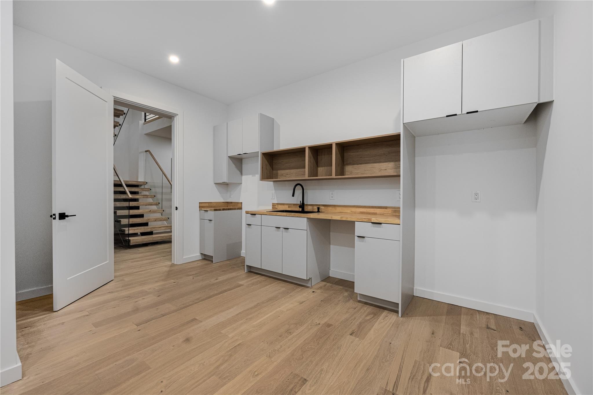 2804 Shenandoah Avenue