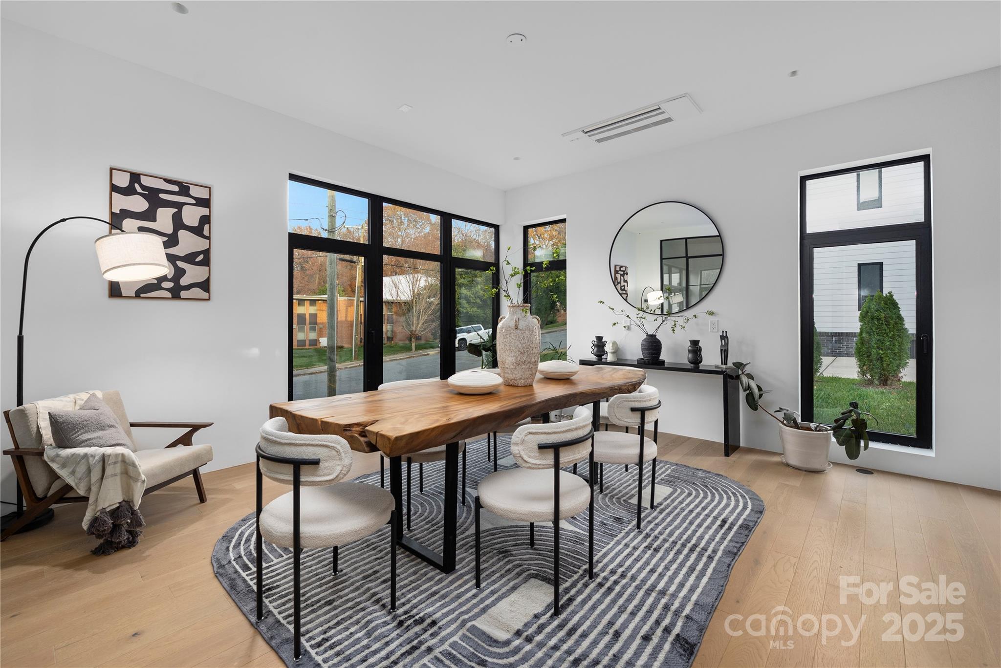 2804 Shenandoah Avenue