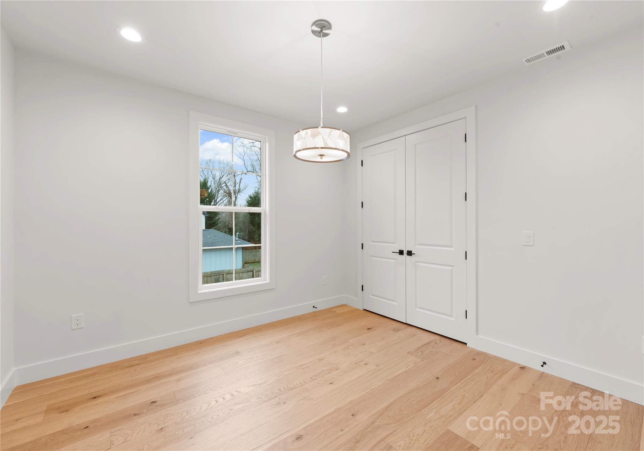 1641 Longfellow Street