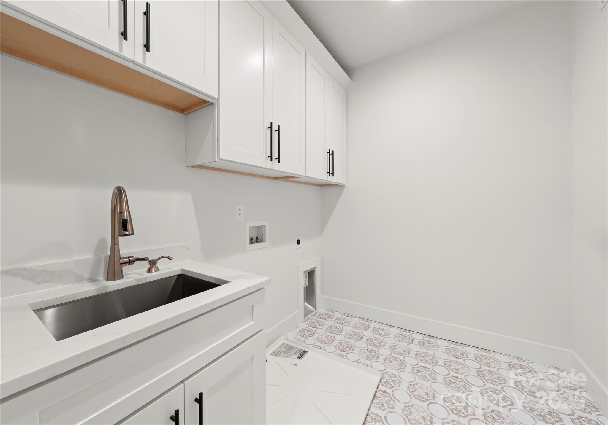 1641 Longfellow Street