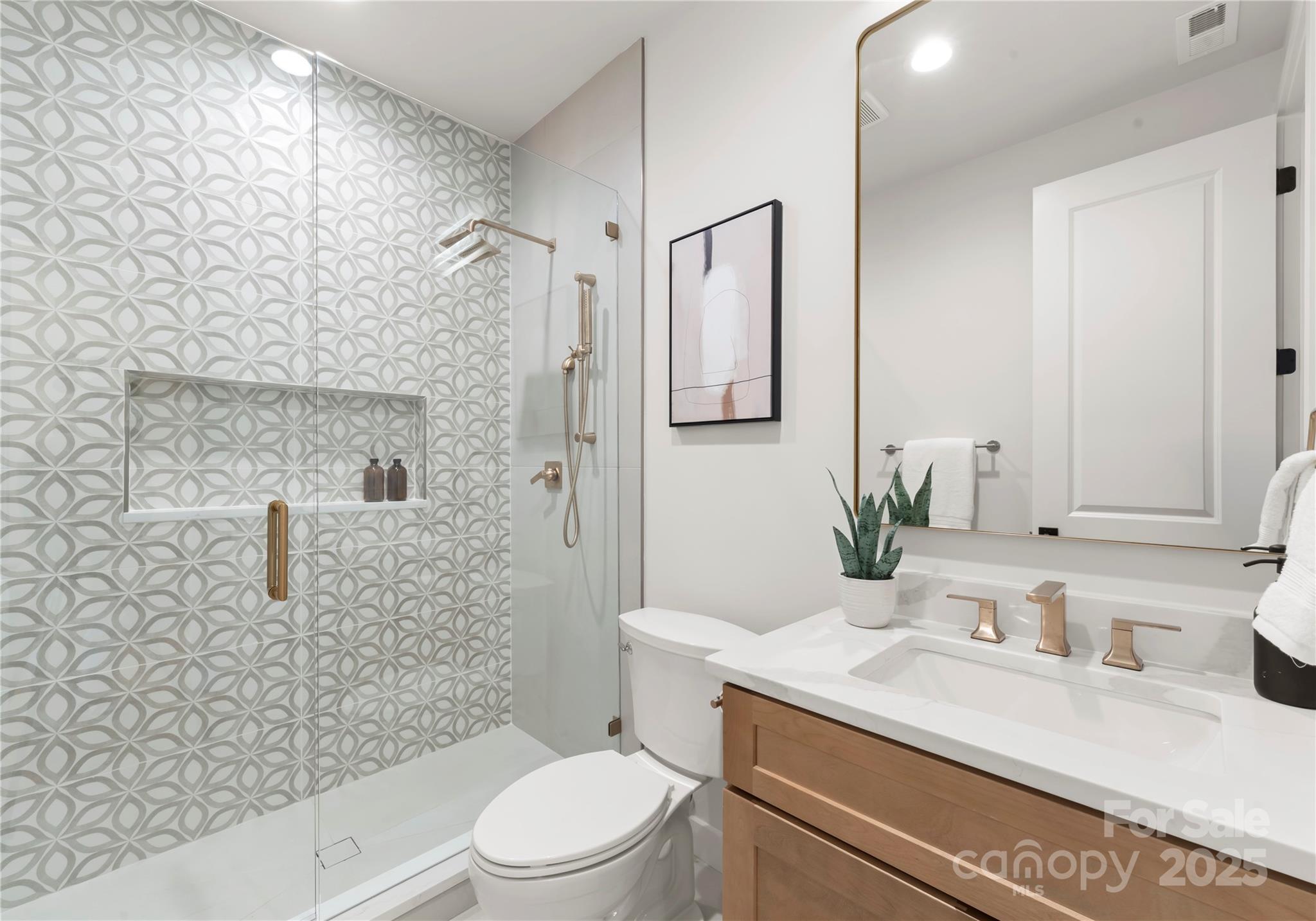 1641 Longfellow Street