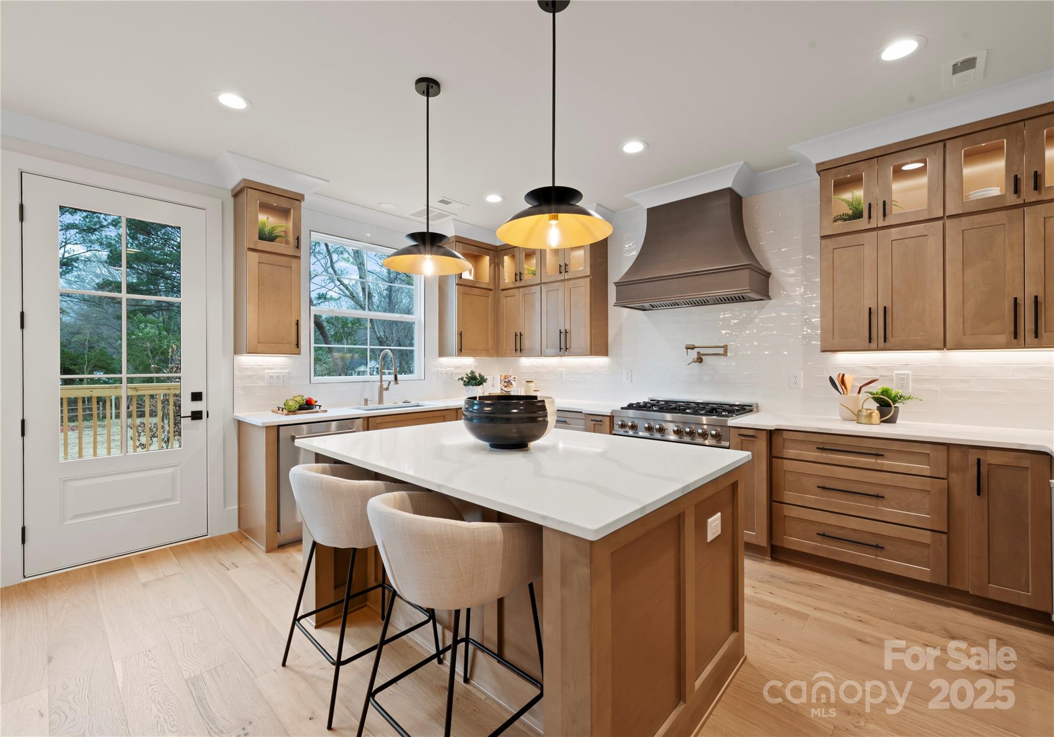 1641 Longfellow Street