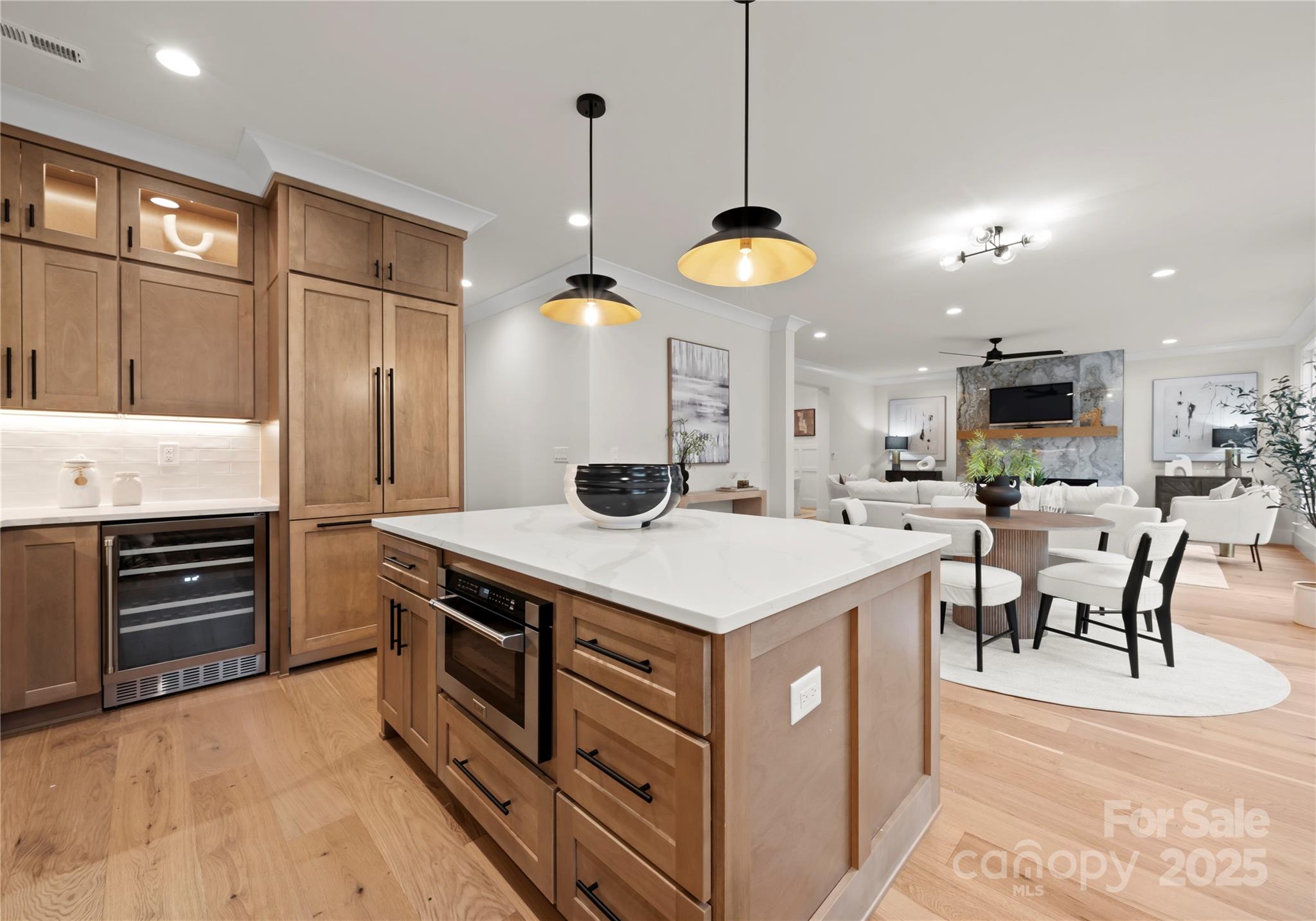 1641 Longfellow Street