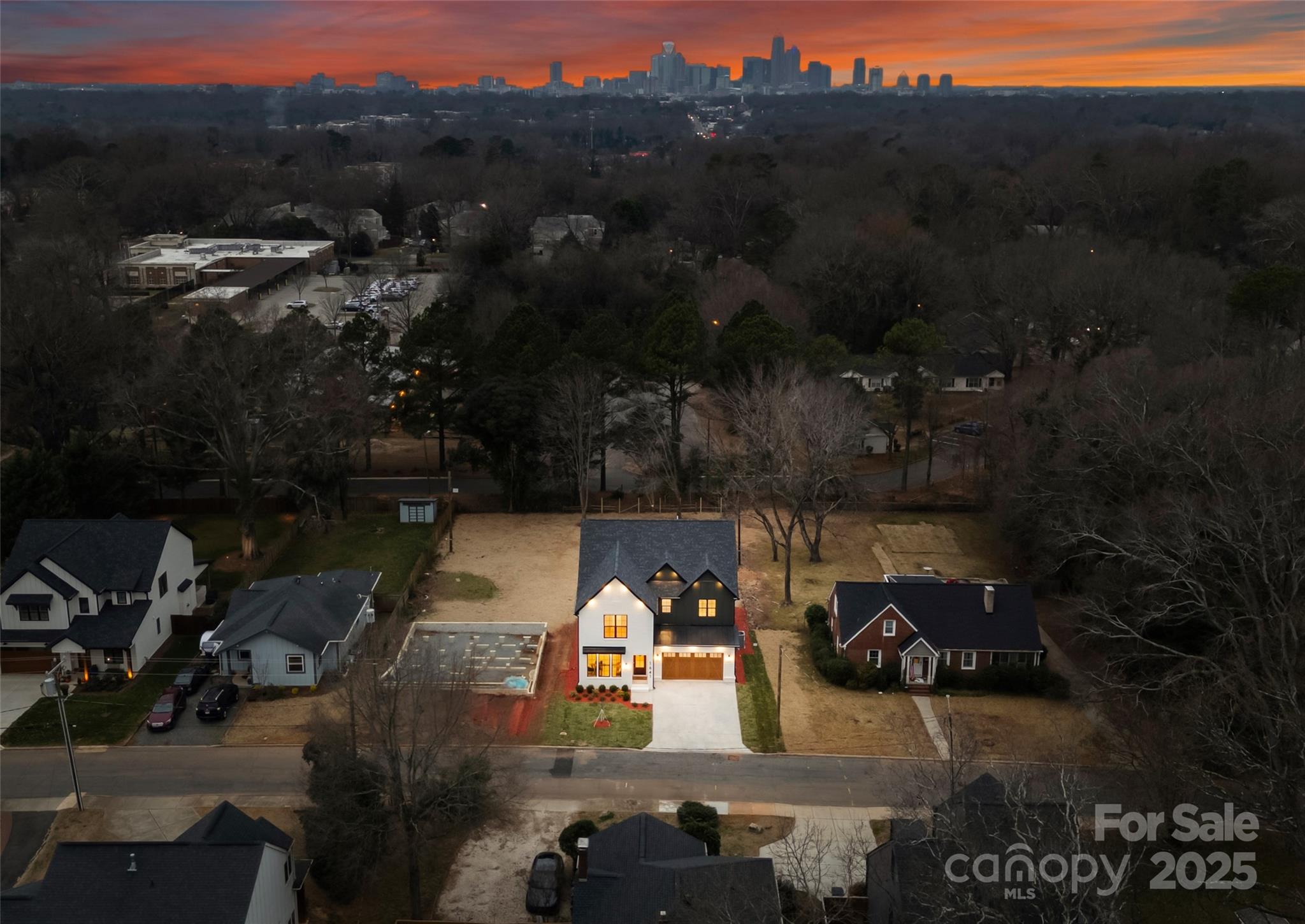 1641 Longfellow Street