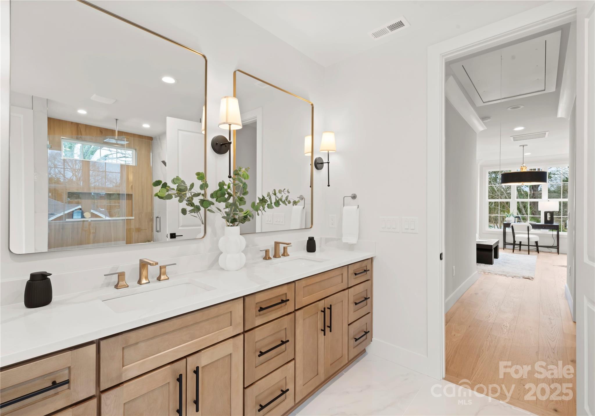 1641 Longfellow Street