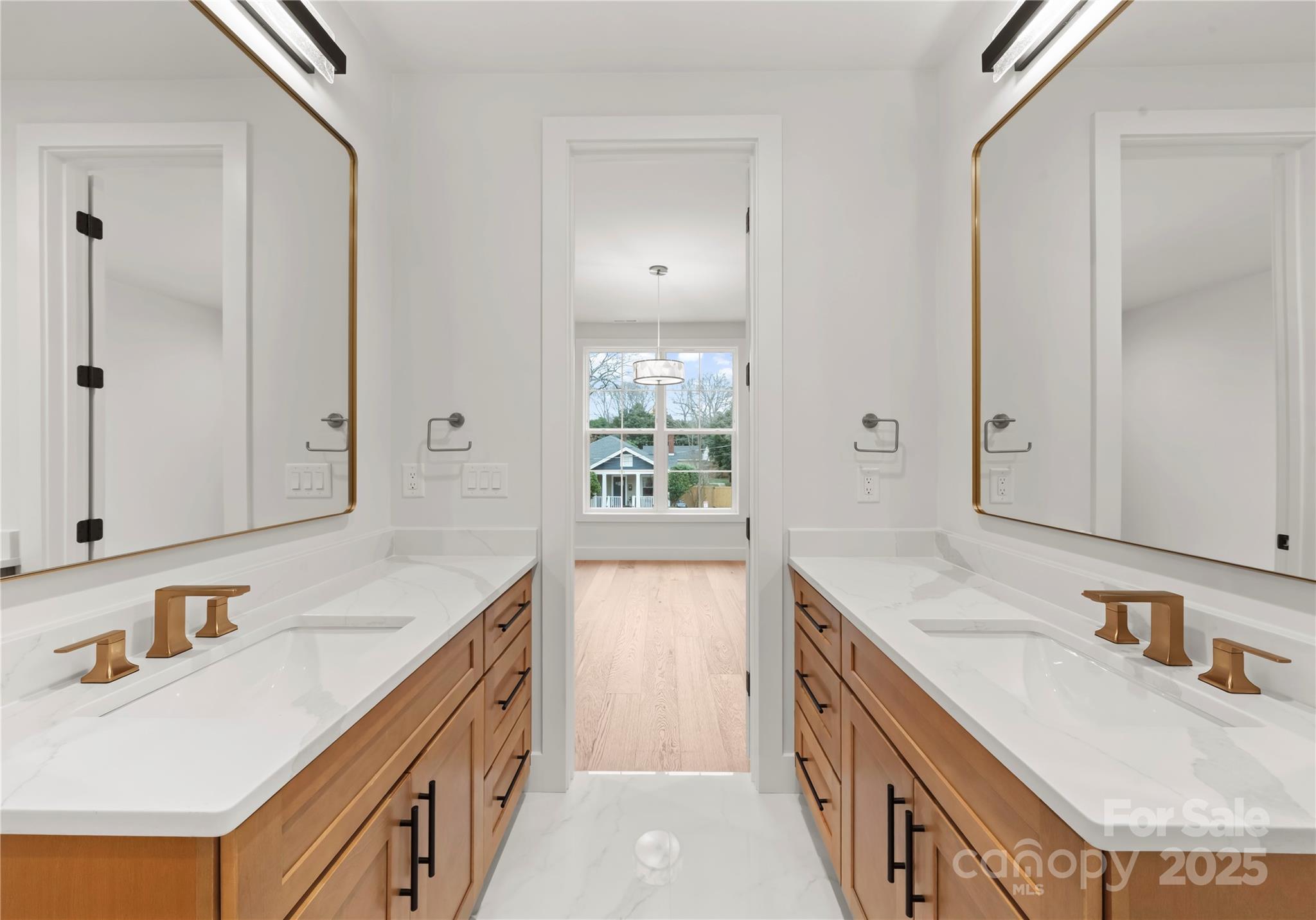 1641 Longfellow Street