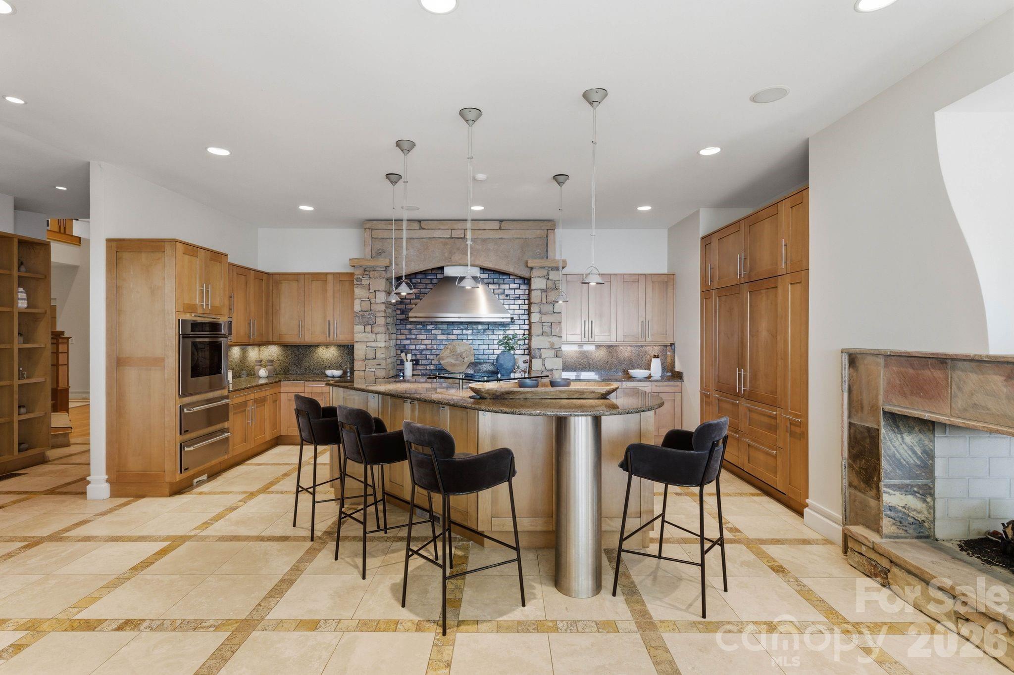 14051 Island Drive