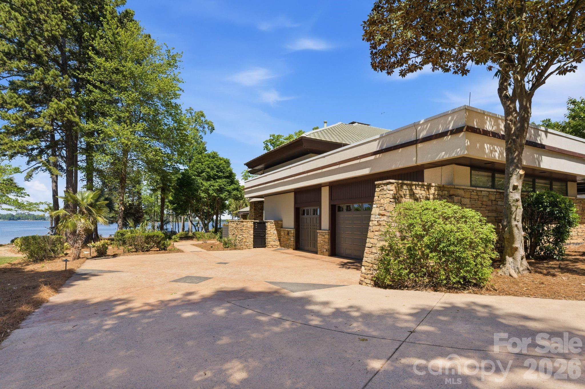 14051 Island Drive