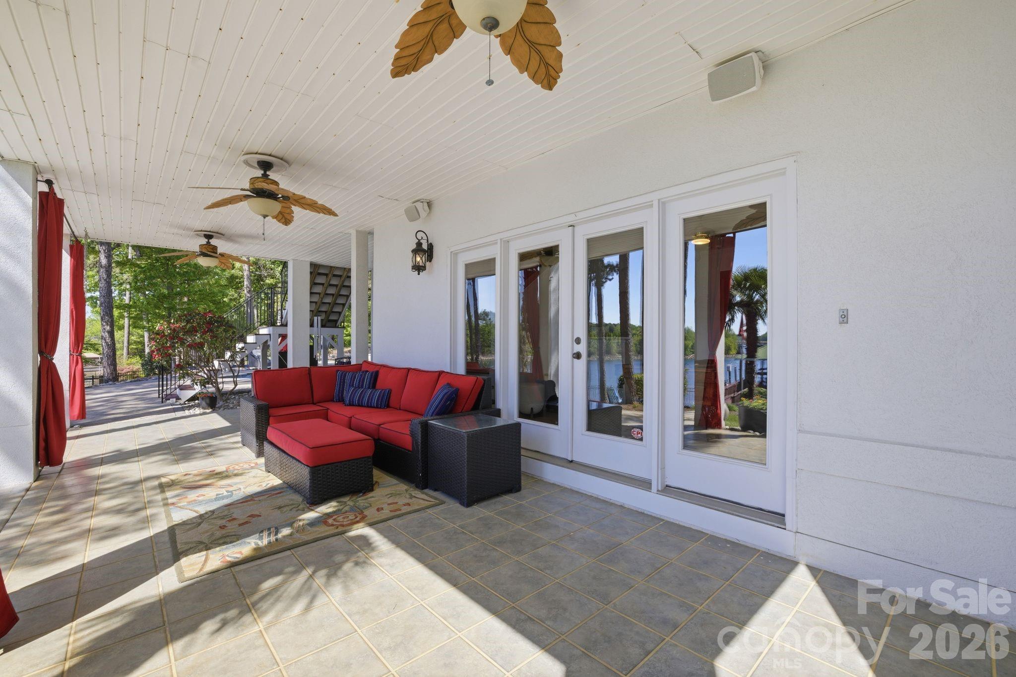 144 Mariner Pointe Lane