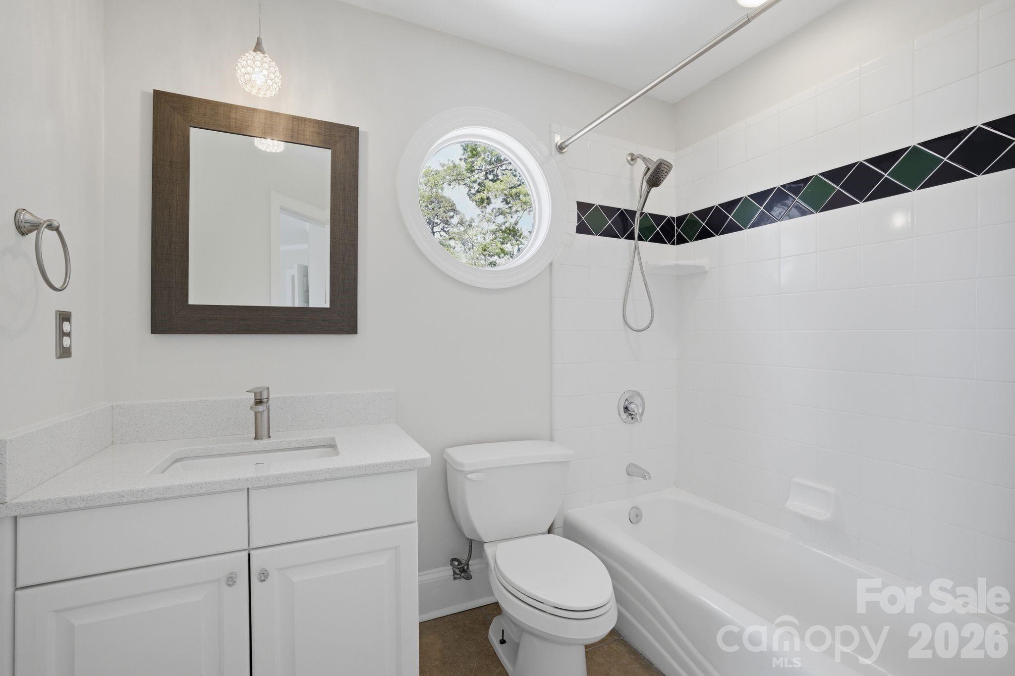 144 Mariner Pointe Lane