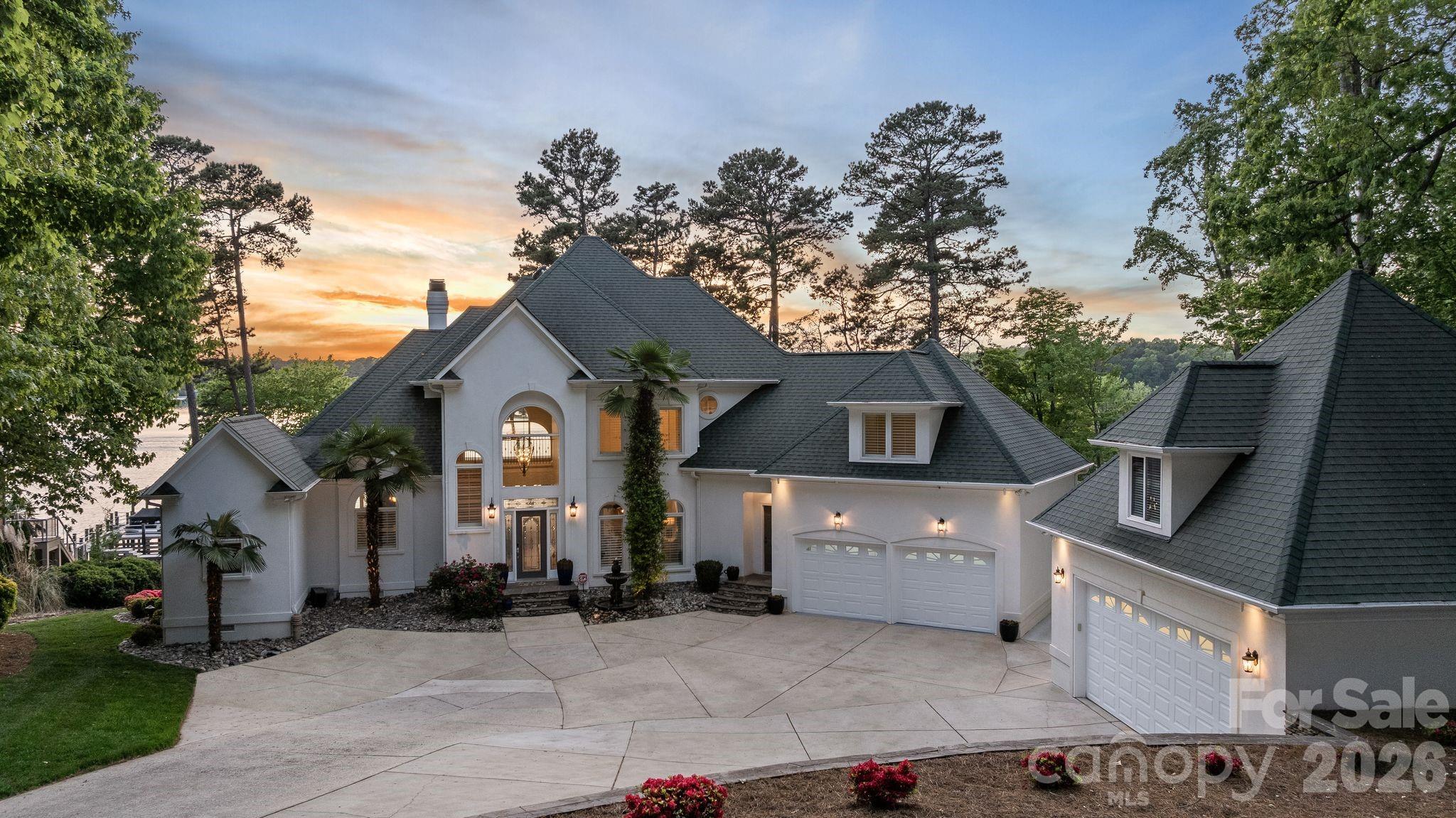 144 Mariner Pointe Lane
