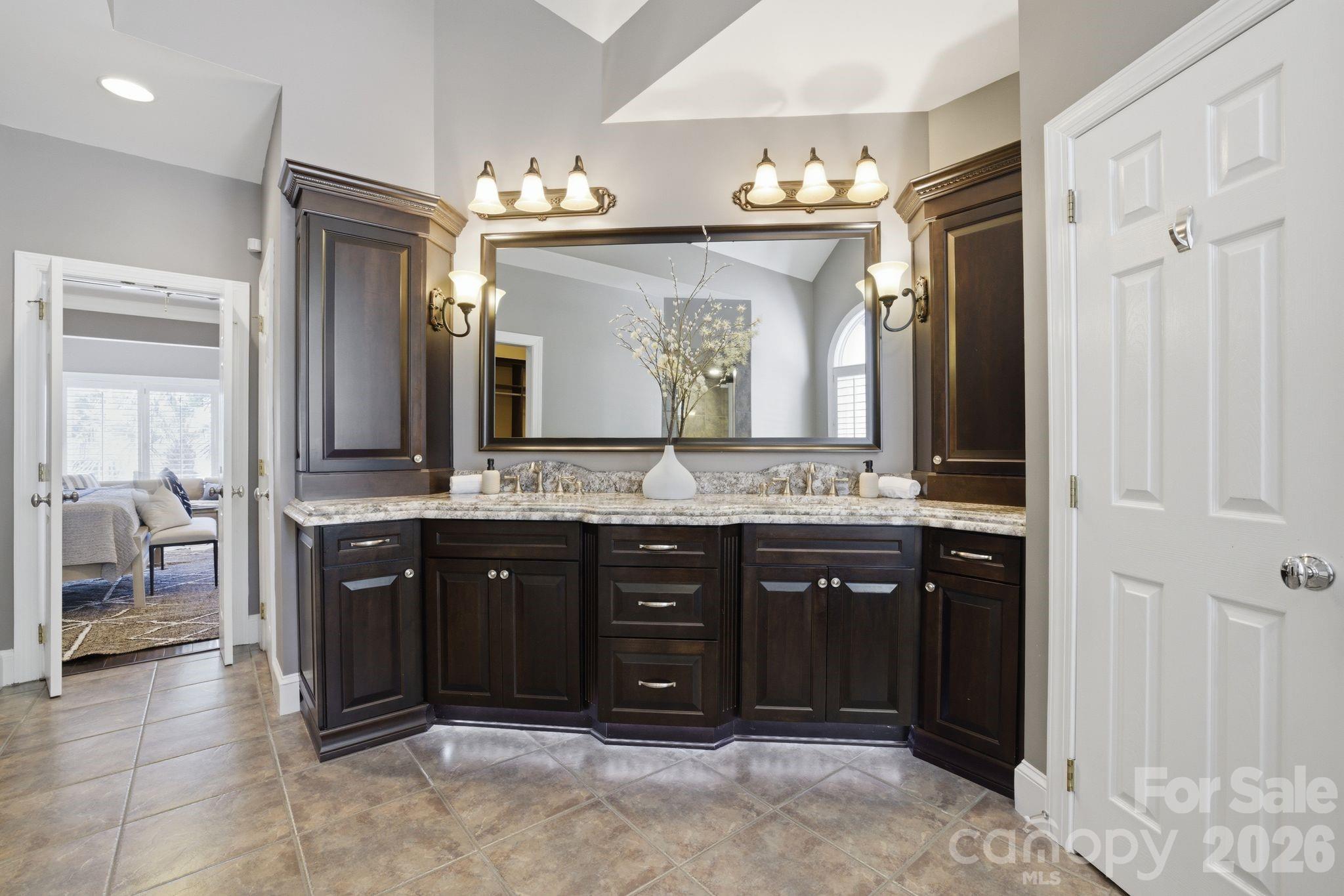 144 Mariner Pointe Lane