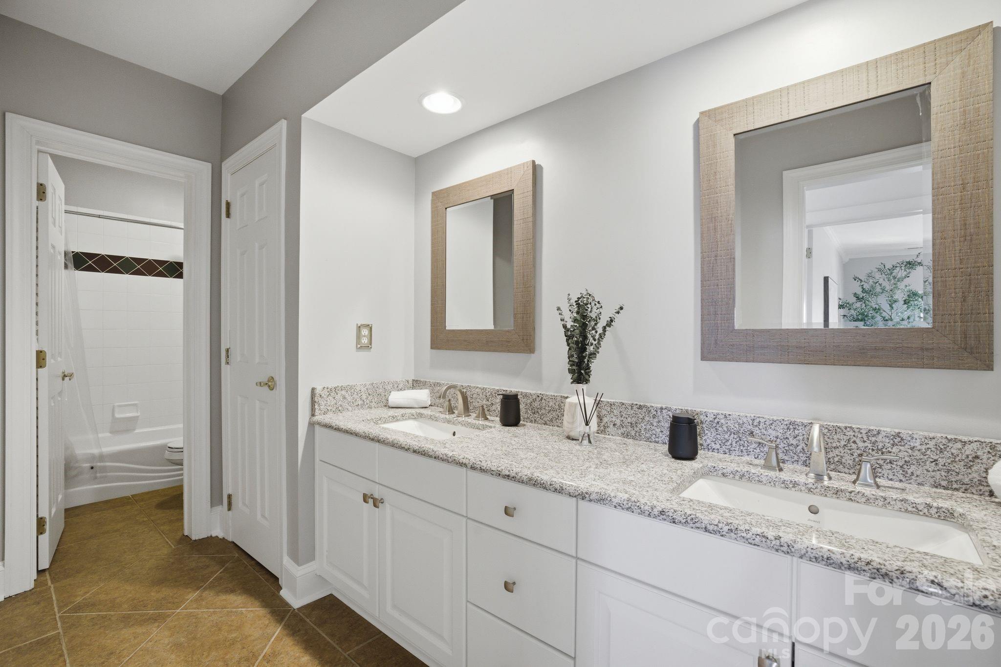 144 Mariner Pointe Lane