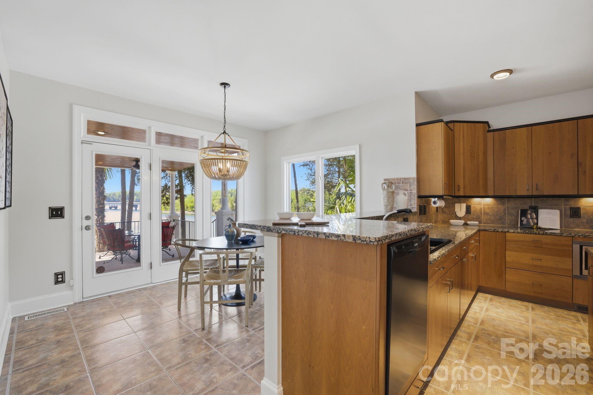 144 Mariner Pointe Lane