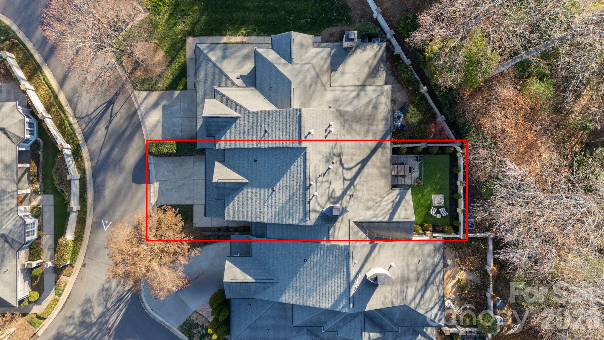 3431 Royal Crest Drive