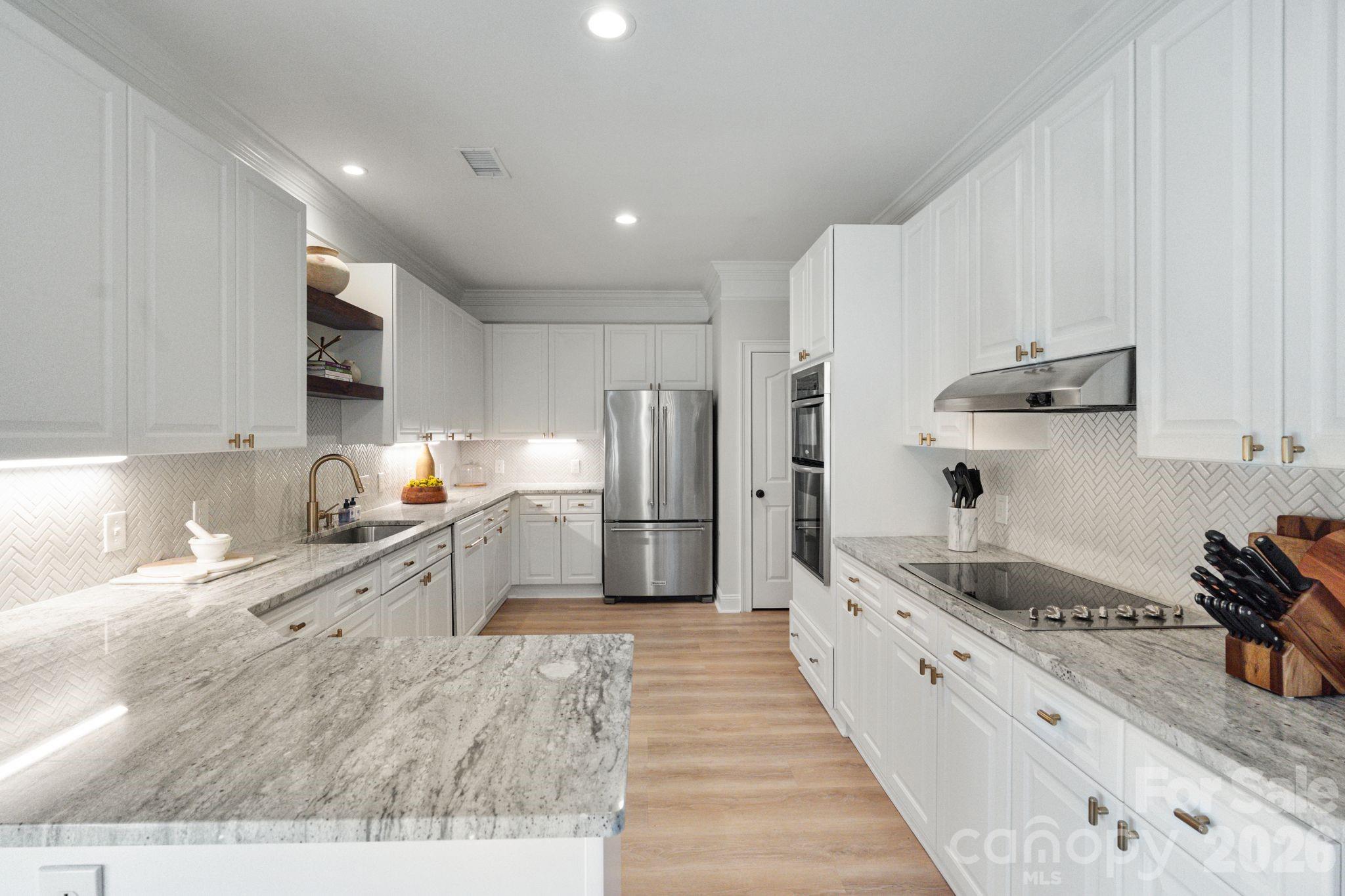 3431 Royal Crest Drive