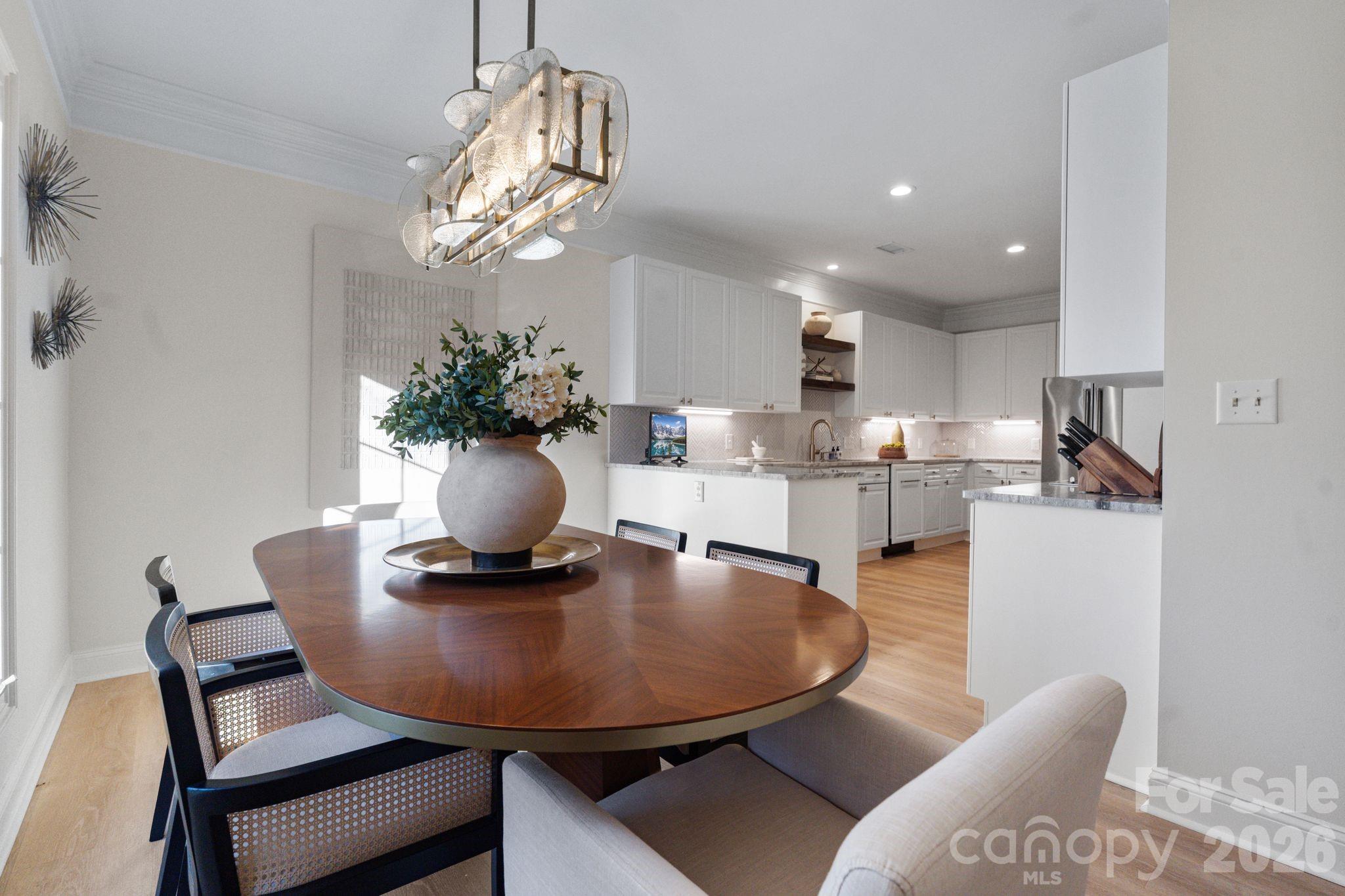 3431 Royal Crest Drive