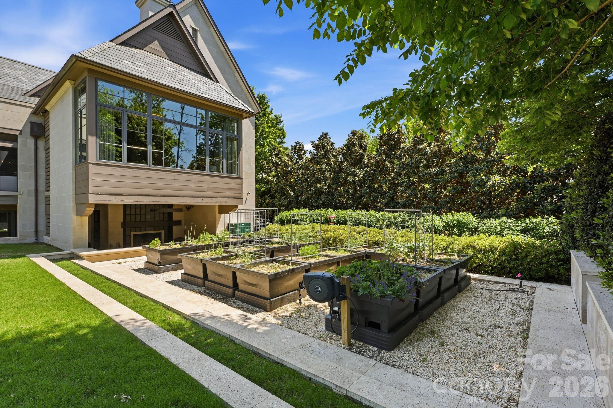 7318 Baltusrol Lane