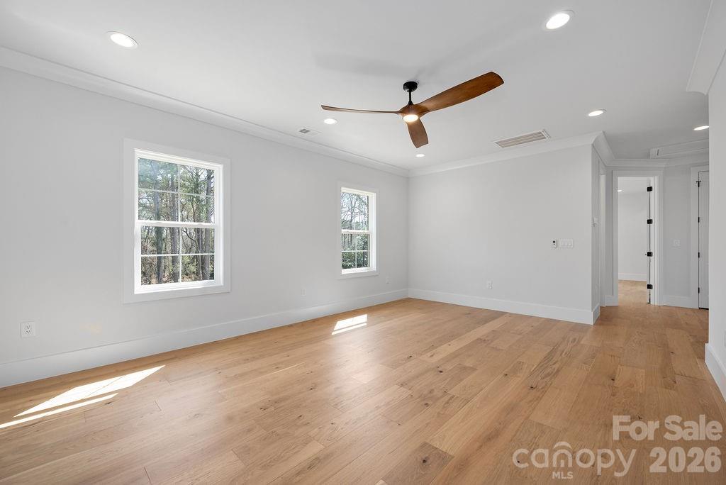 100 N Brackenbury Lane