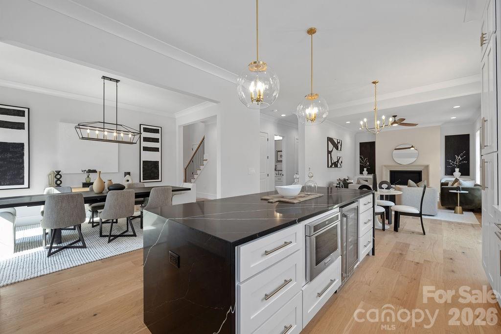 100 N Brackenbury Lane