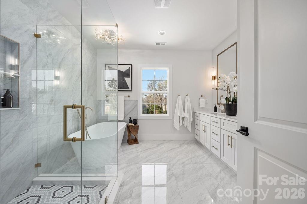 100 N Brackenbury Lane