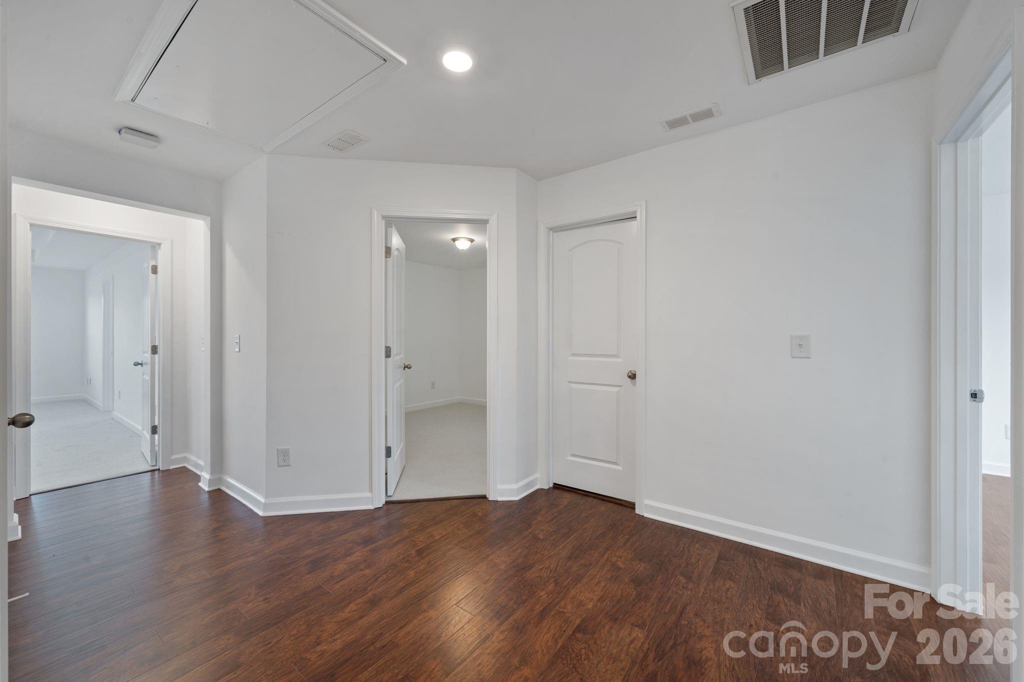 7026 Walnut Branch Lane