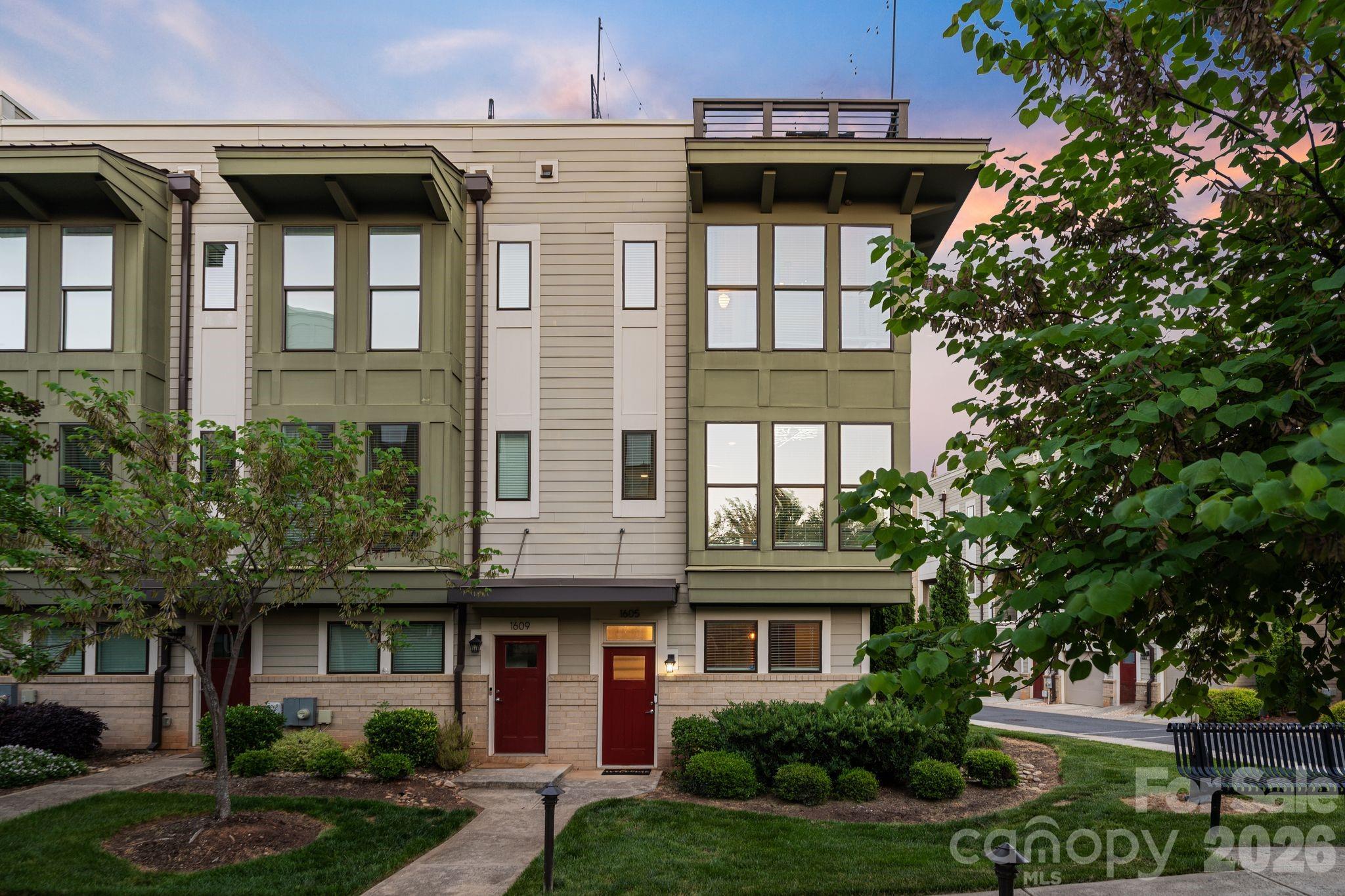 1605 Cannon View Lane
