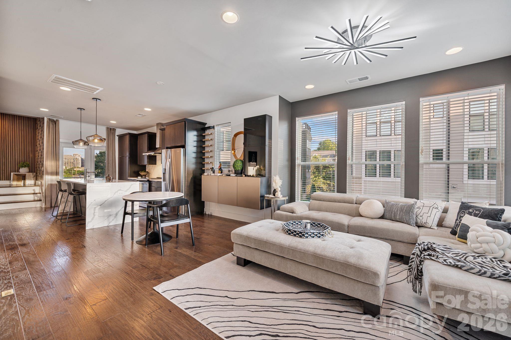 1605 Cannon View Lane