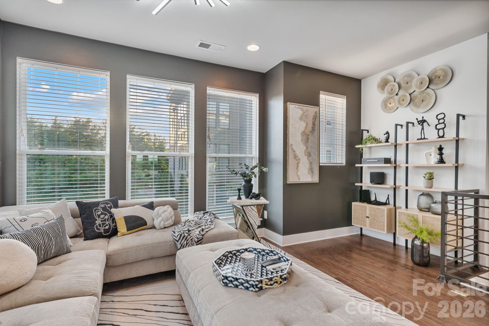 1605 Cannon View Lane