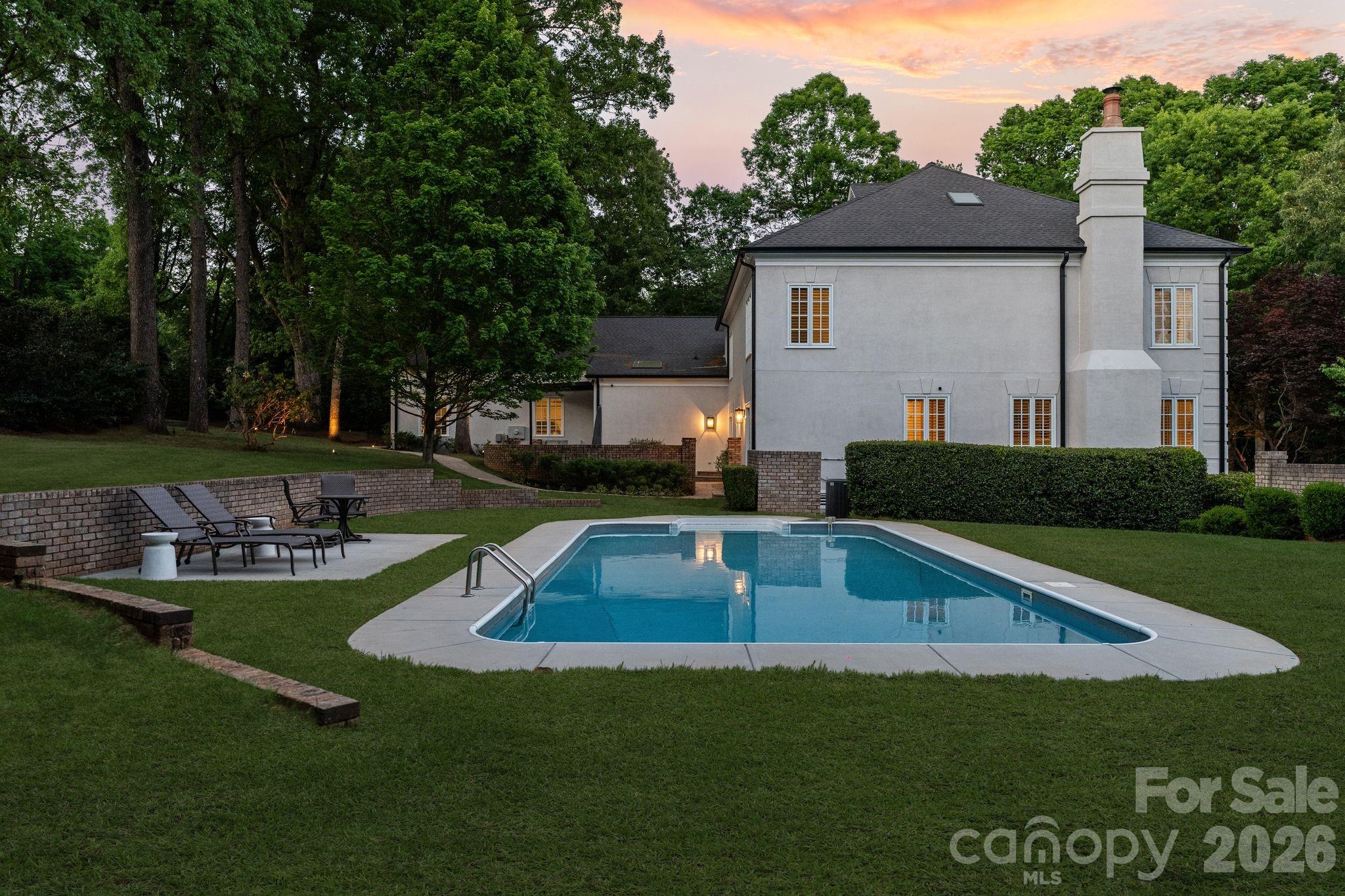 8124 Greencastle Drive