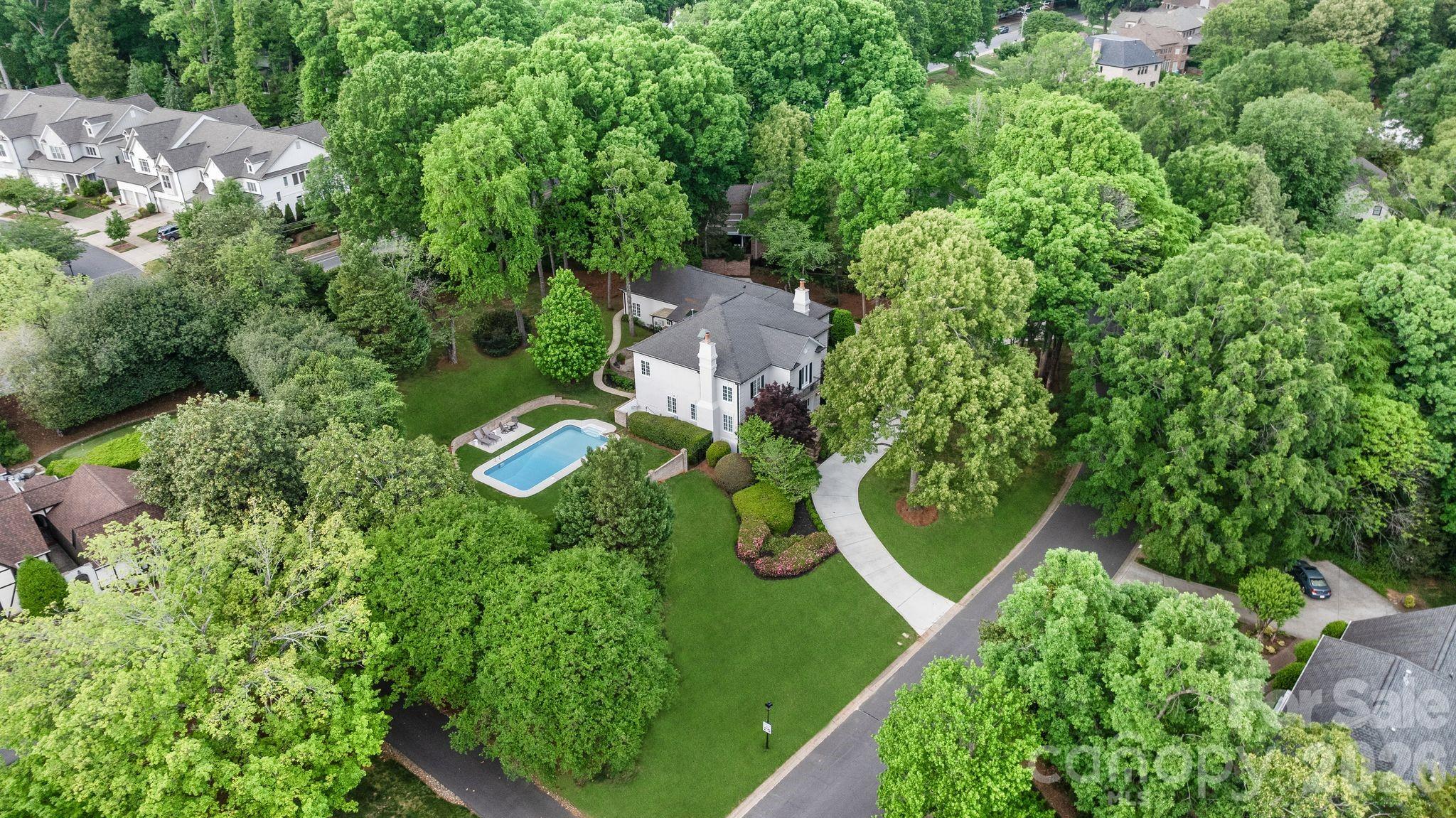 8124 Greencastle Drive