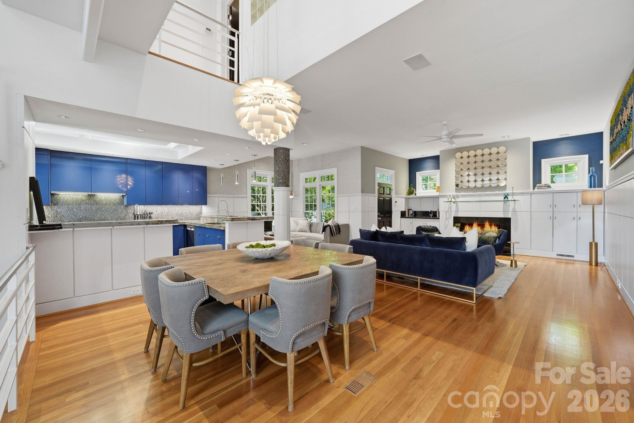 1124 Dilworth Crescent Row