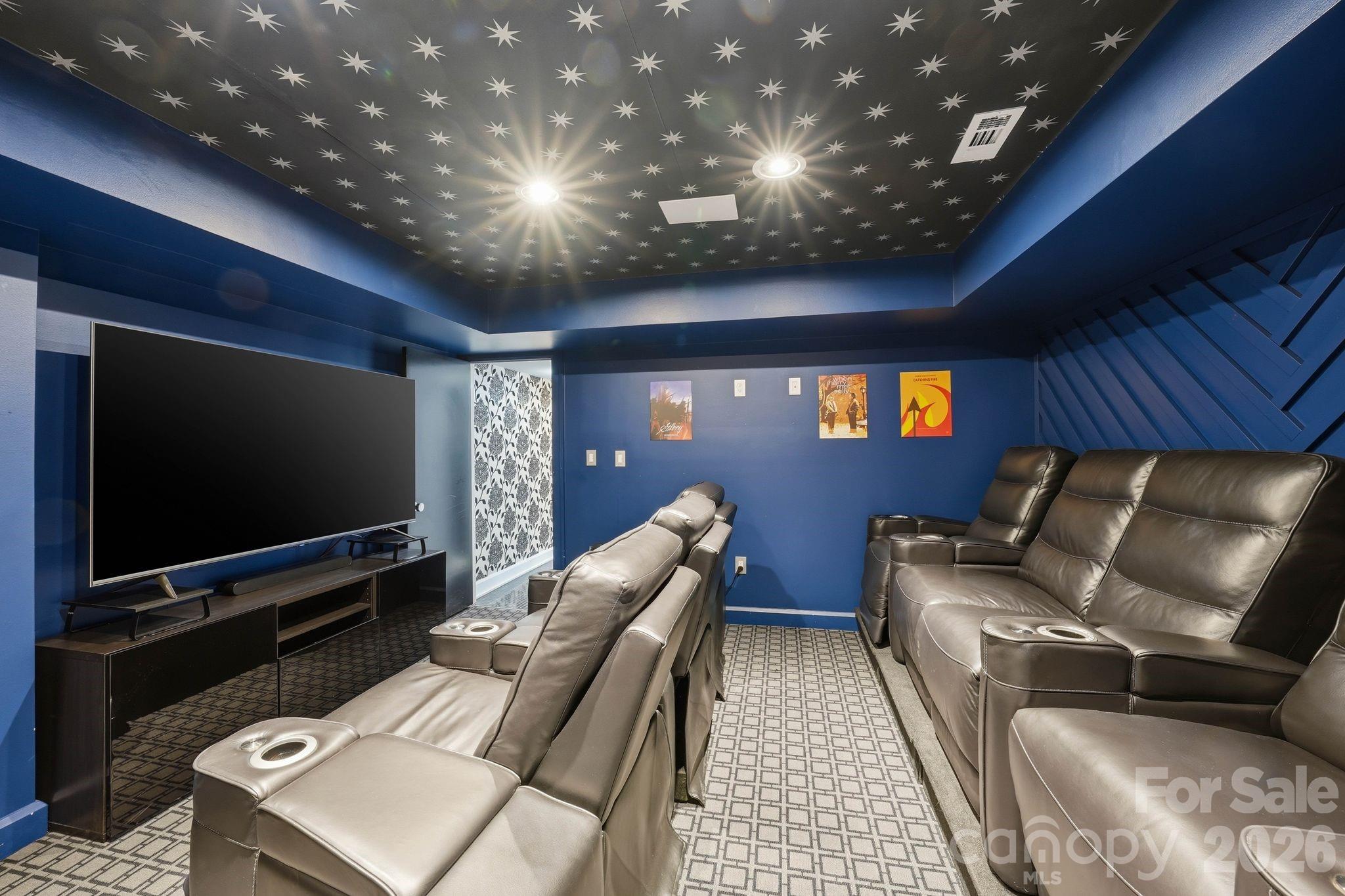 1124 Dilworth Crescent Row