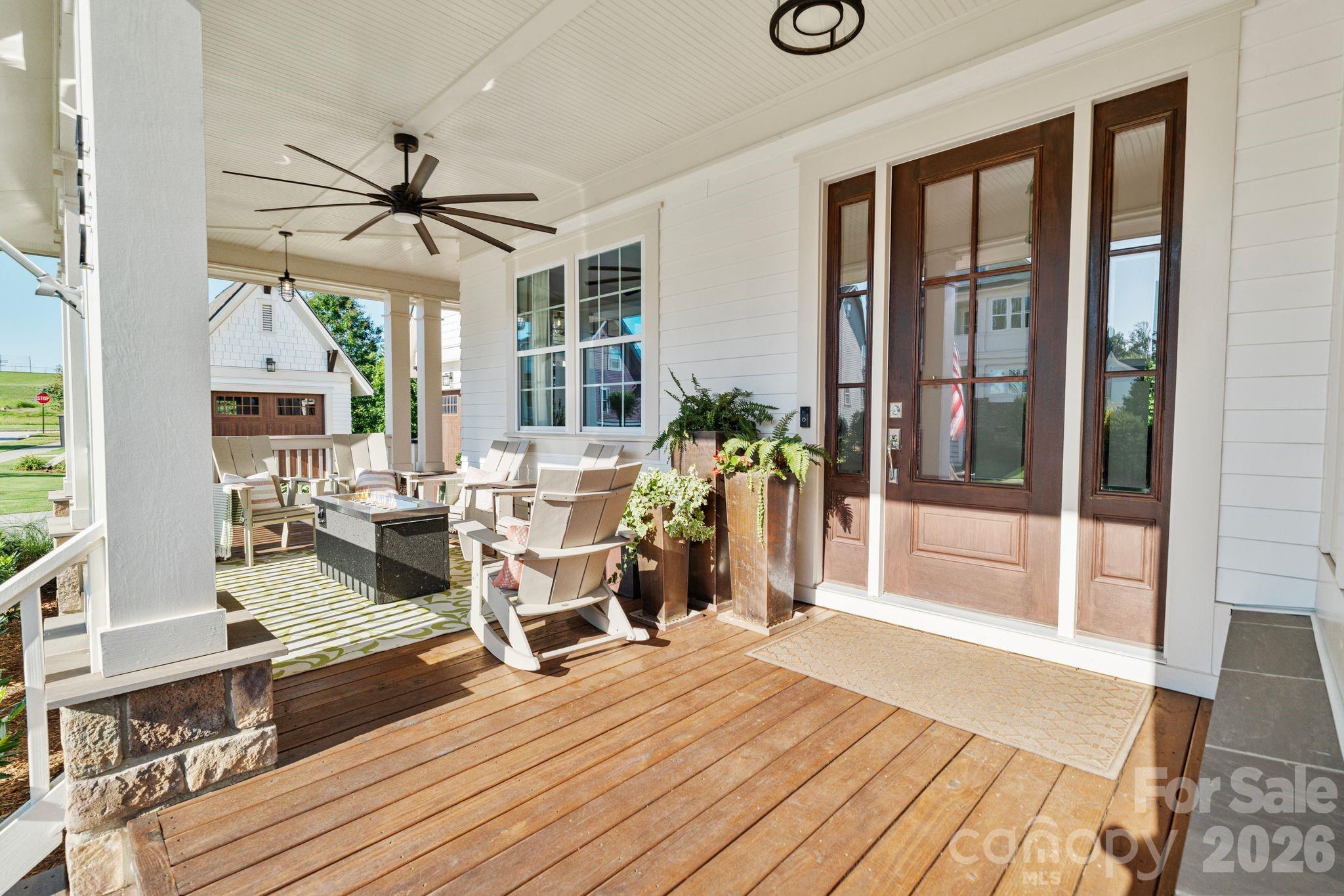 452 Luray Way