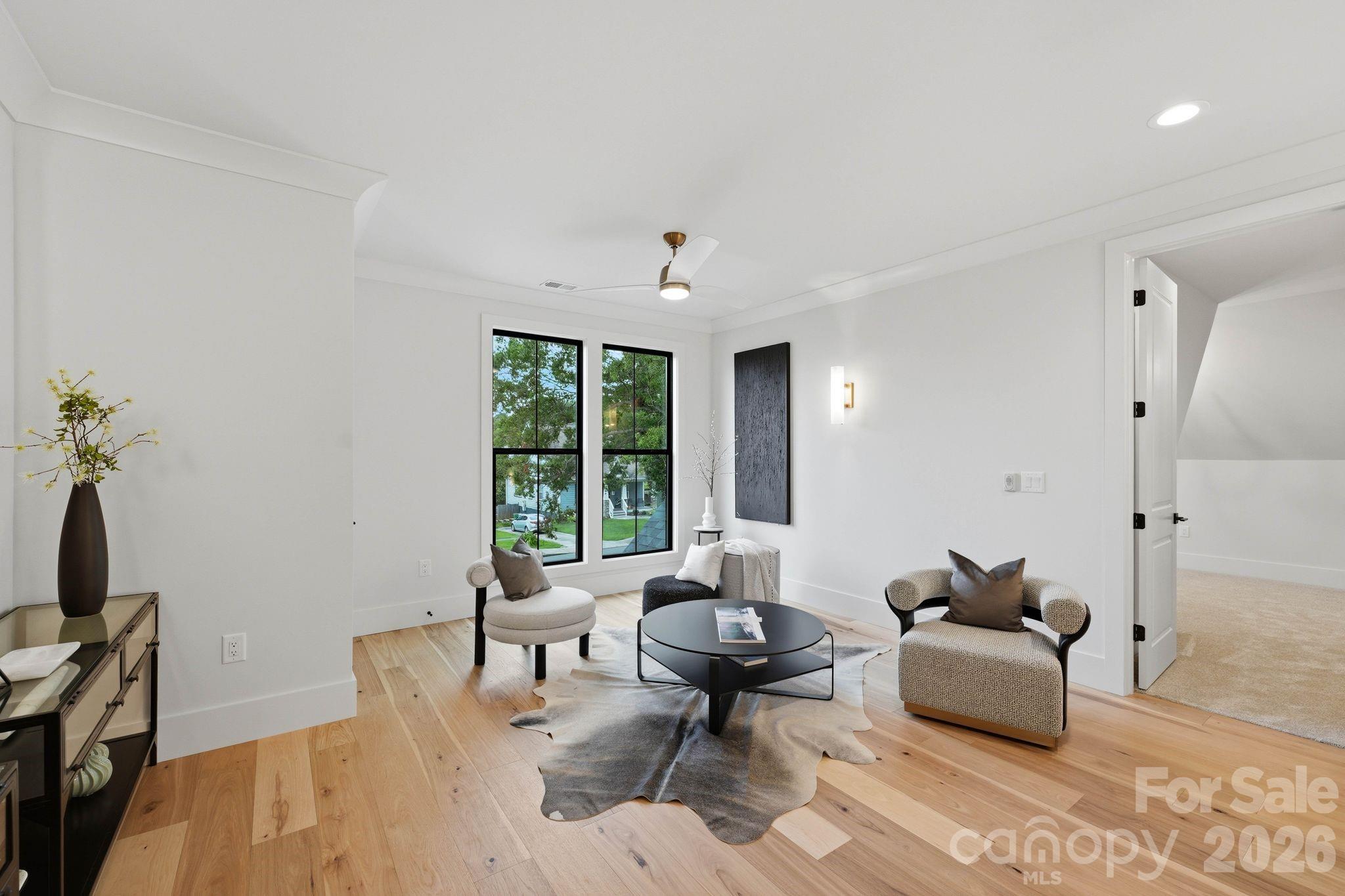 1412 Lyon Court