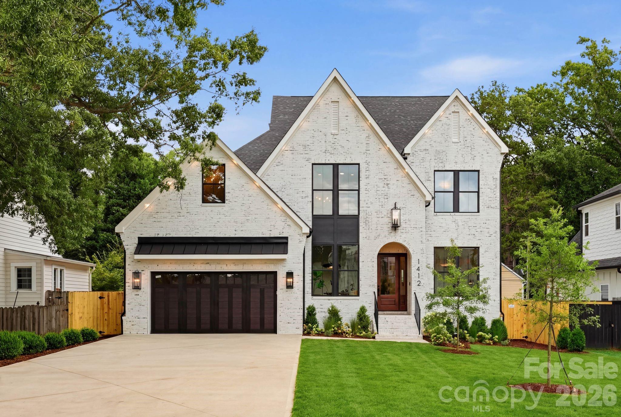 1412 Lyon Court