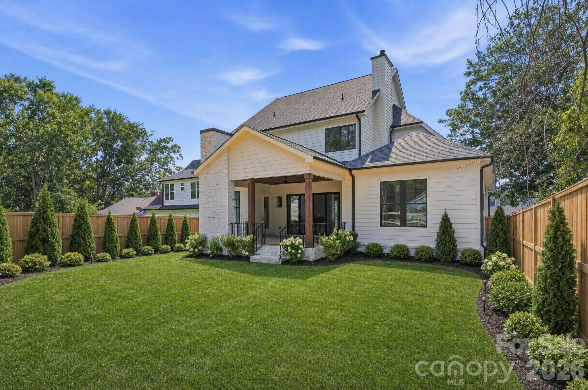1412 Lyon Court