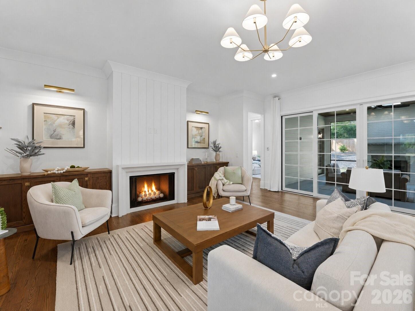 444 Hunter Lane