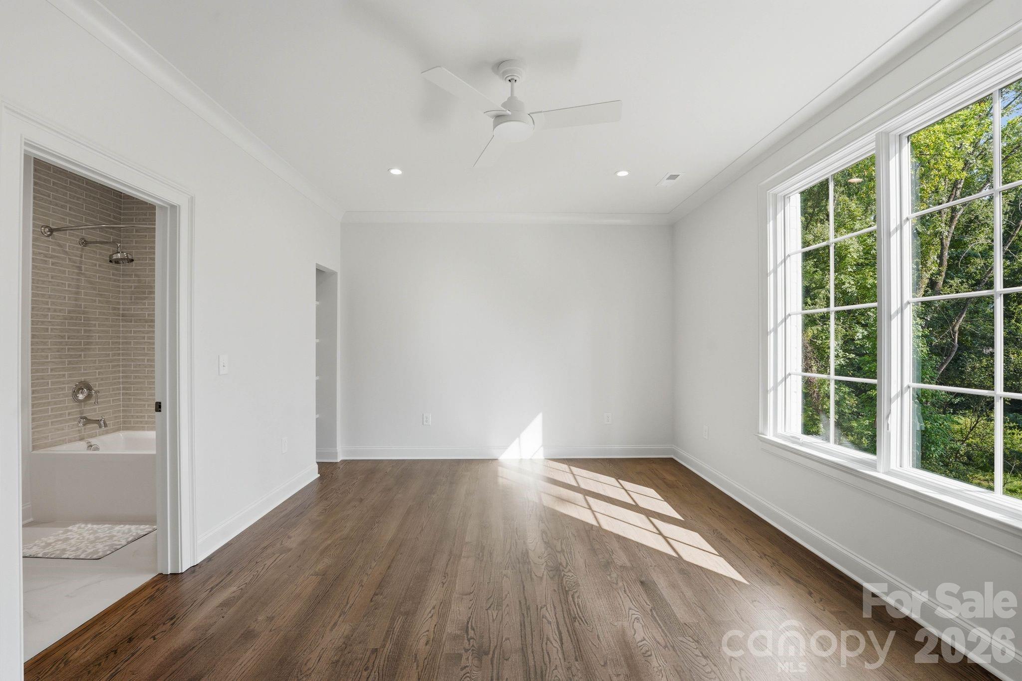 444 Hunter Lane