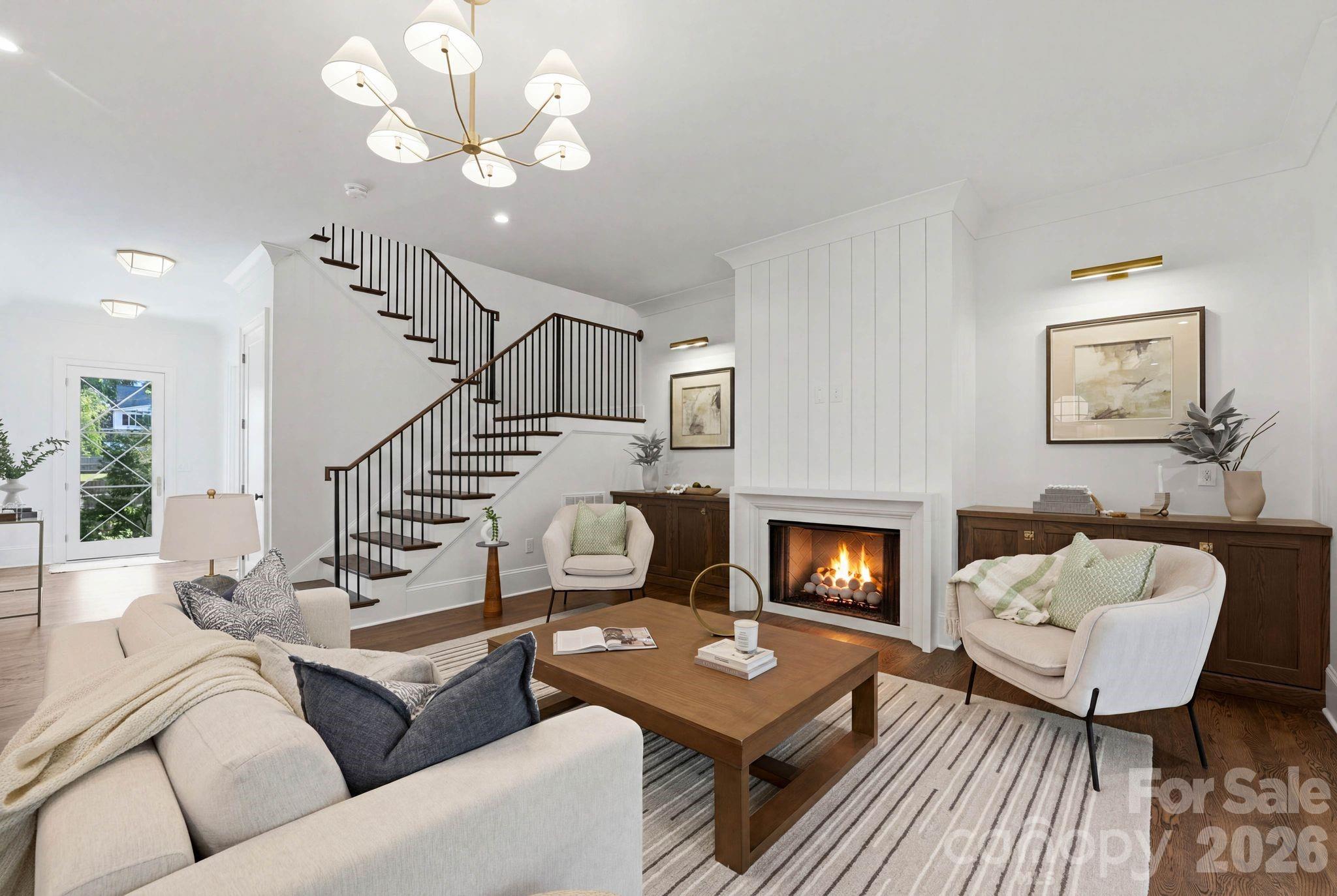 444 Hunter Lane